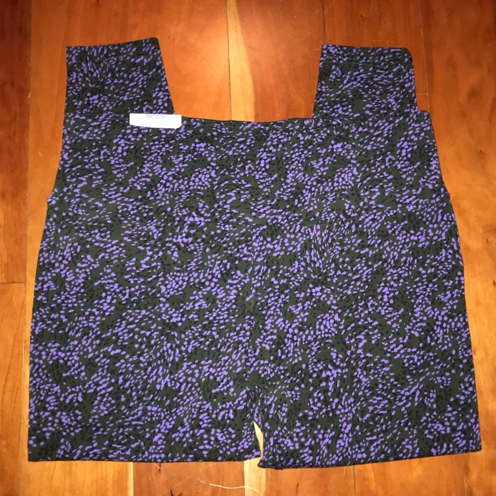 Terra & Sky Women's Plus Size High Waist Leggings NWT - Picture 1 of 4